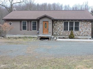 554 Lower Mill City Rd, Dalton, PA 18414