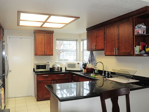 fully remodeled kithcen