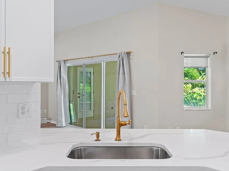 24 Lakecliff Dr — Photo 29
