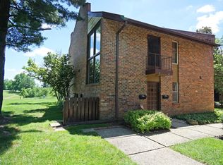 65 Stillmeadow Dr, Cincinnati, OH 45245
