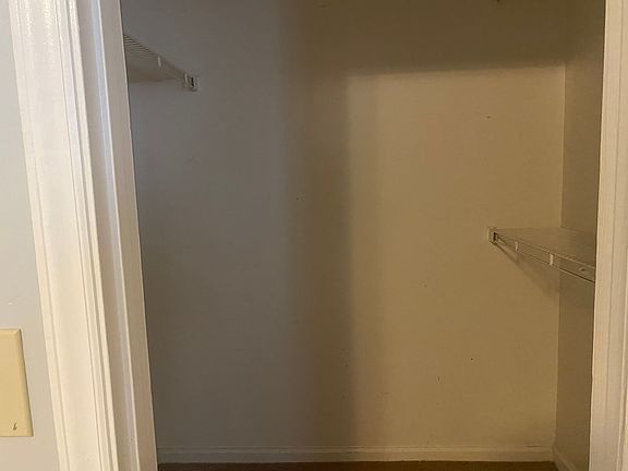 Walk in Closet_09042022