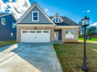 5012 Oop Rd, Chattanooga, TN 37416