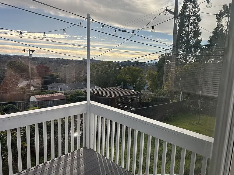 1229 Maple Ave — Photo 12
