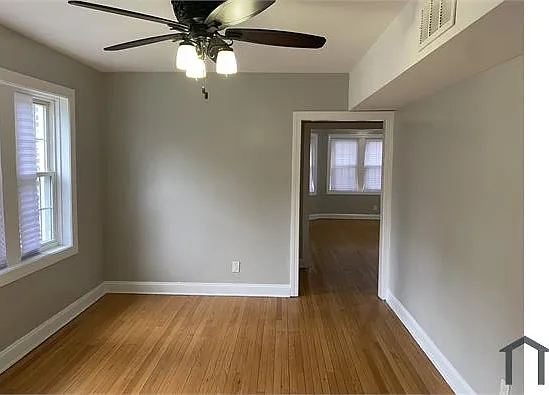3 bed, $1,575 — Photo 3