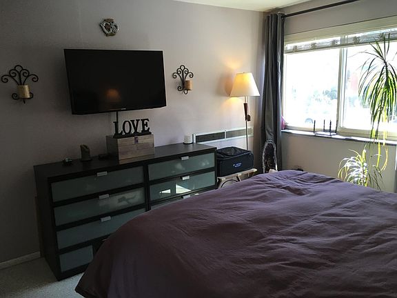 5th image of 1260 N York St APT 207
