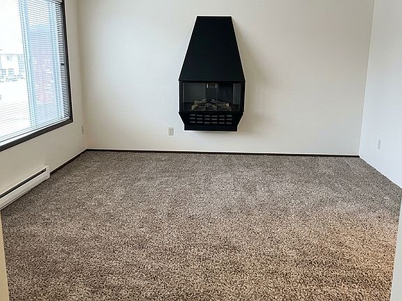 4th image of 222-258 SE 28th Ave