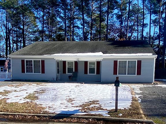 2nd image of 2535 Pin Oak Ct #B