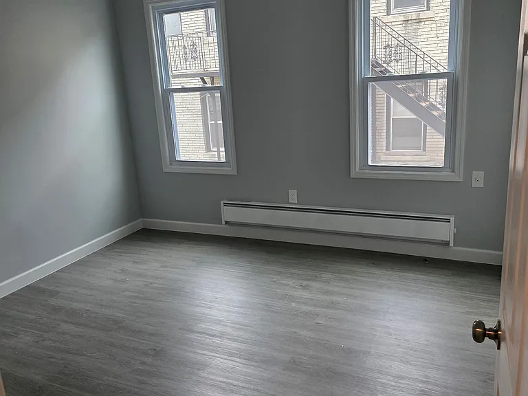 812 Bayway Ave #1 — Photo 7