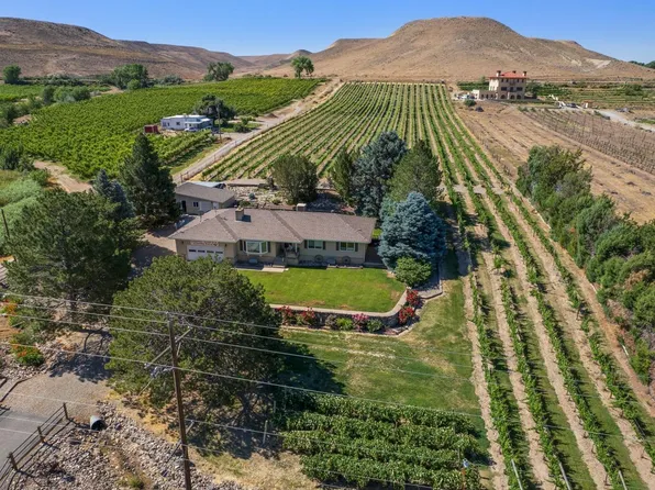 3697 F Rd, Palisade, CO 81526