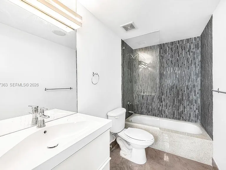 1428 West Ave #2 — Photo 12