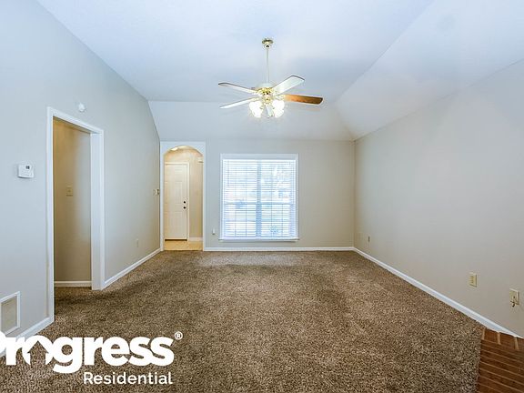 3rd image of 7589 Davis Pkwy