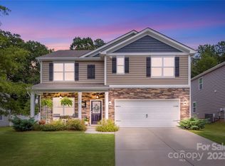 716 Saddlebred Ln, Locust, NC 28097