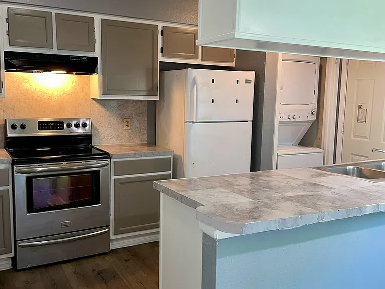 312 Rice St #A — Photo 21