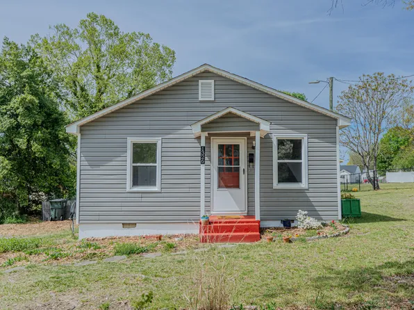 1326 Stonewall St, Burlington, NC 27217