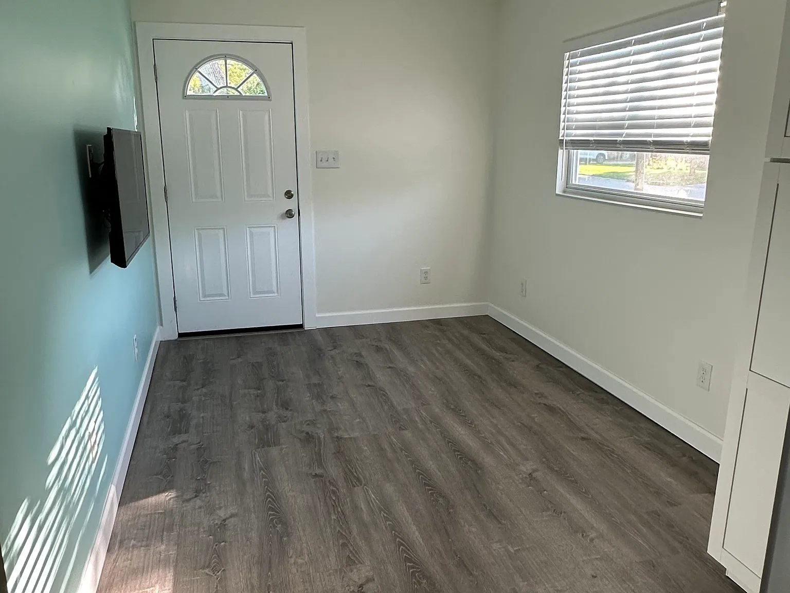 1 bed, 500 sqft, $1,300 — Photo 4