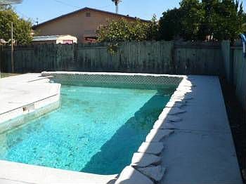 2nd image of 774 Santa Paula Ave