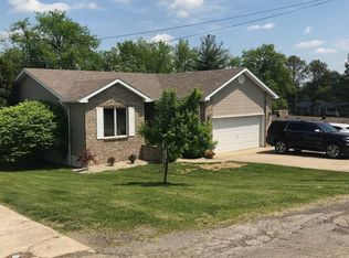 13 Hilltop Dr, Jackson, OH 45640
