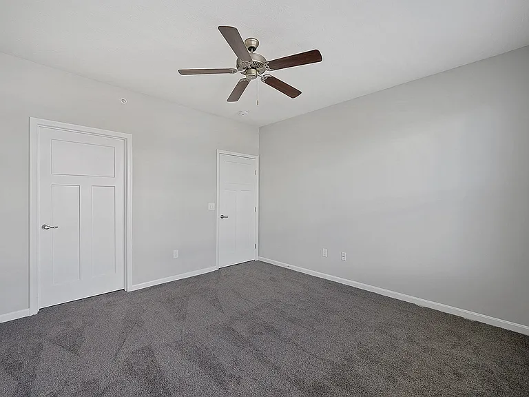 Monmouth Row Apartments — Photo 130