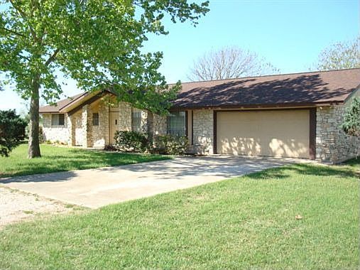 2nd image of 122 Northview Cir