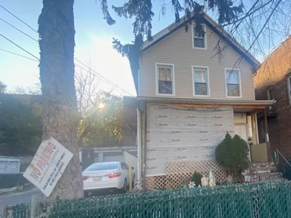 281 Hope Ave, Passaic City, NJ 07055