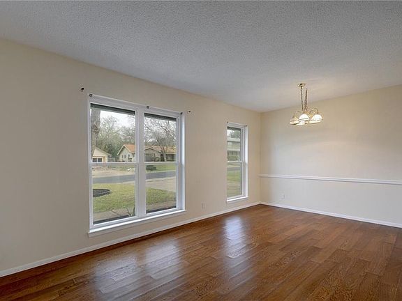 4th image of 6515 Greensboro Dr