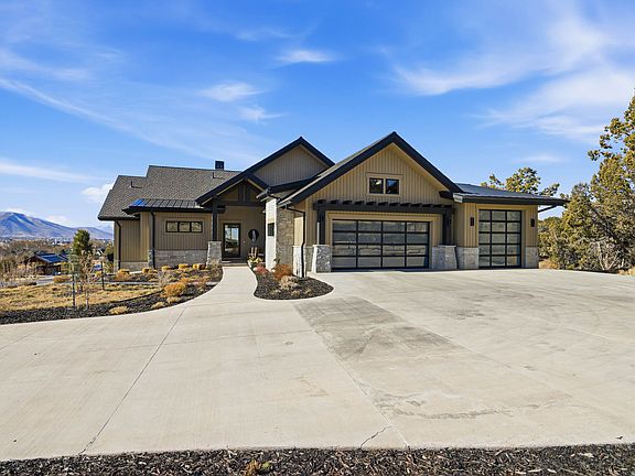 3rd image of 2041 Copper Belt Dr