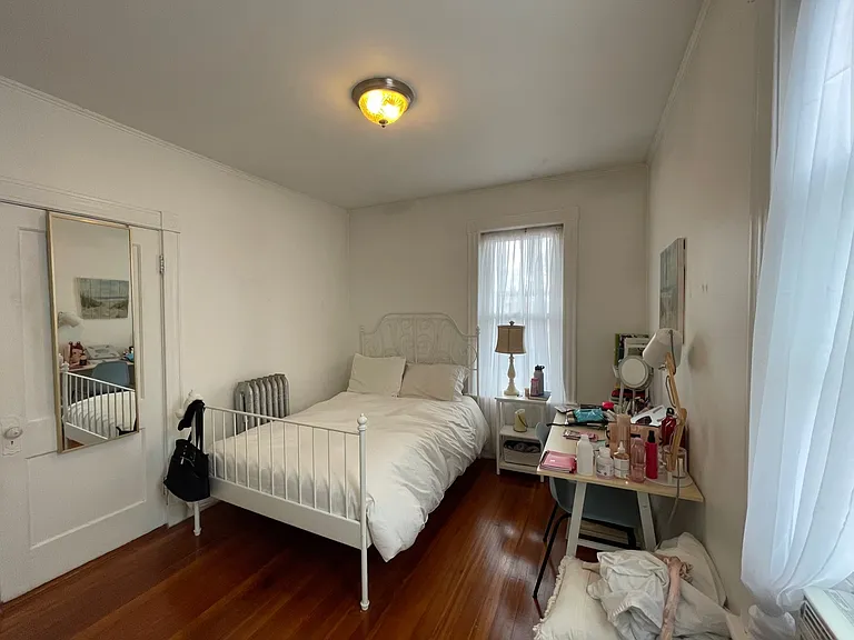 162 Kelton St #3X — Photo 9
