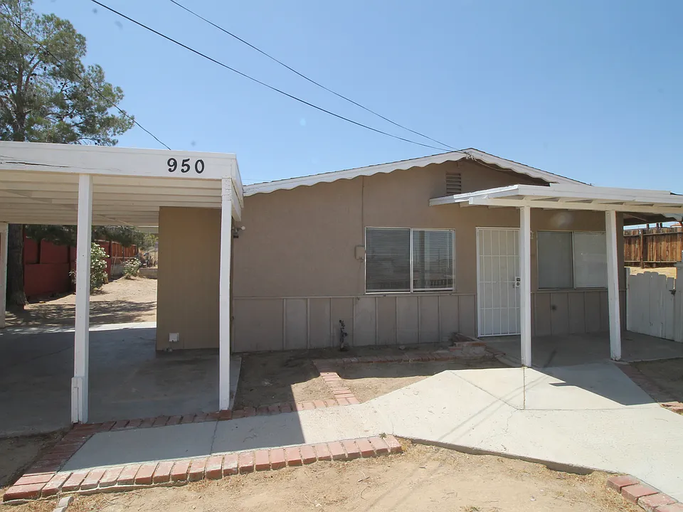 950 Purple Sage Ct