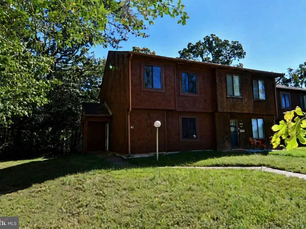 41 Kings Wharf Pl, Waldorf, MD 20602