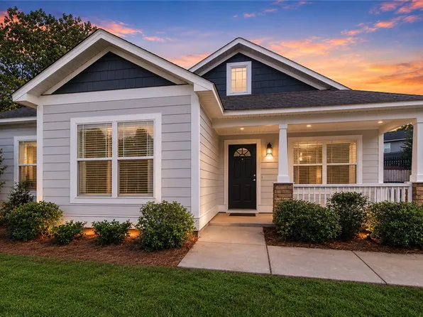 398 Embry Ln, Auburn, AL 36830