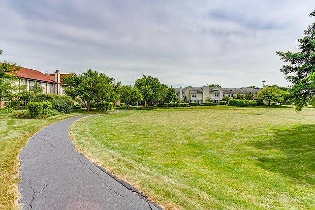 1909 Quaker Hollow Ln — Photo 18
