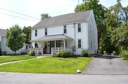 2nd image of 65 Diamond St
