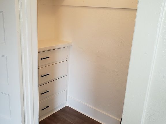 4th image of 2701 E 10th St #2701