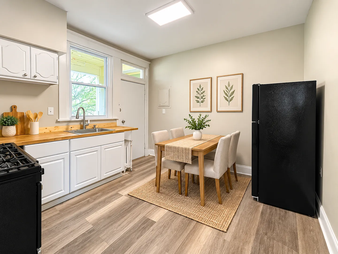 1621 Westfield Street — Photo 4