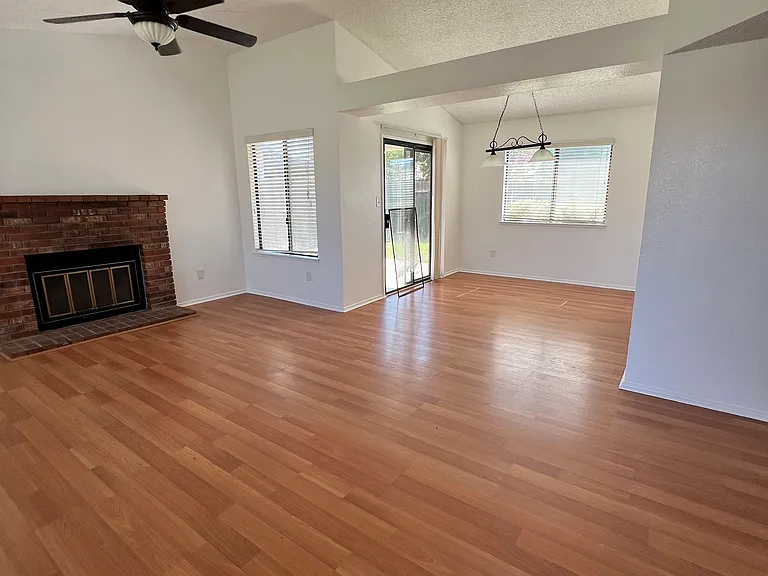 4517 Chaney Ln — Photo 14