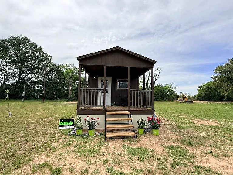 5421 State Highway 135 N #E — Photo 10