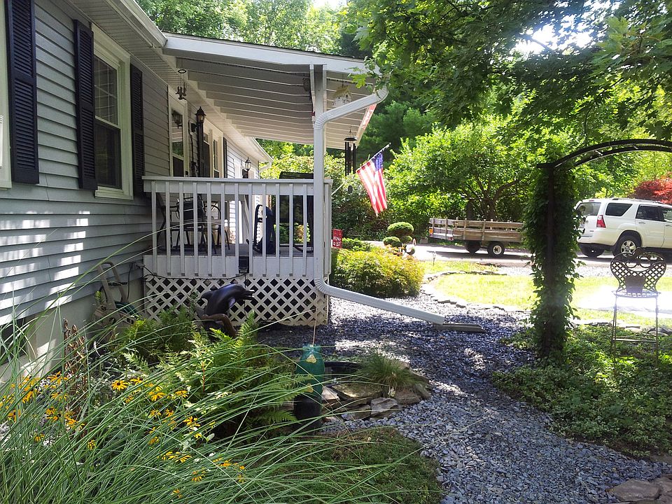 1st image of 123 Shady Hill Dr
