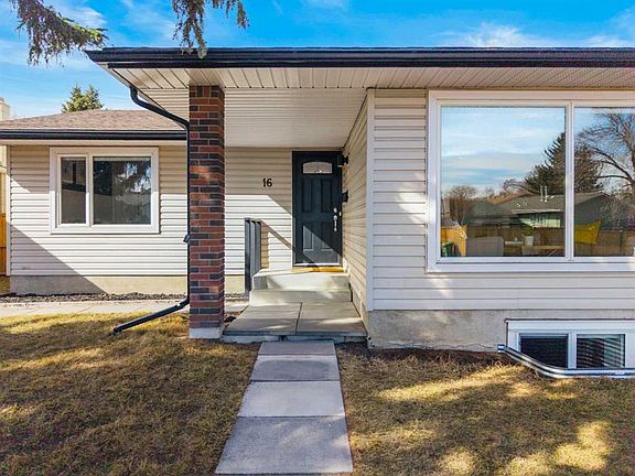 3rd image of 16 S Midcrest Rise SE