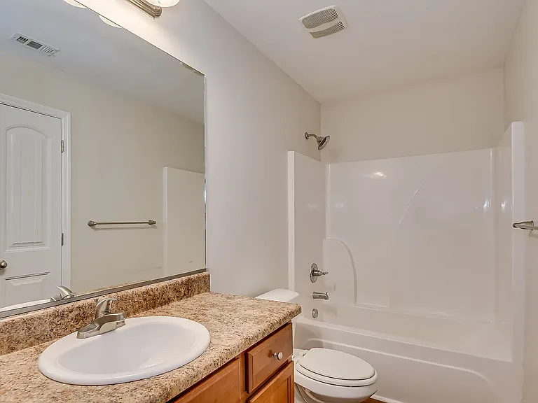 Stonewyck Luxury Townhomes — Photo 8