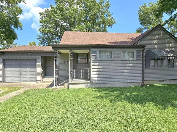 110 W 7th St, Johnston City, IL 62951