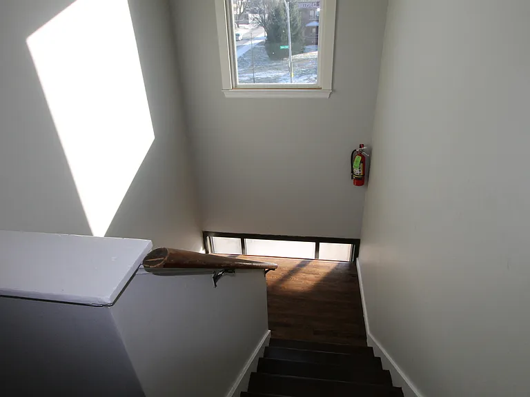 The Tiverton — Photo 8