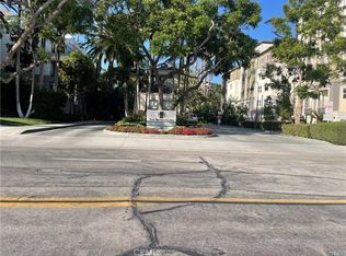 2243 Martin APT 117, Irvine, CA 92612