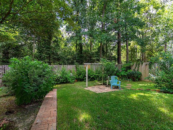 4th image of 10486 Parkside Dr