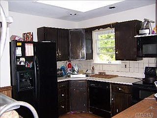 eat in kitchen