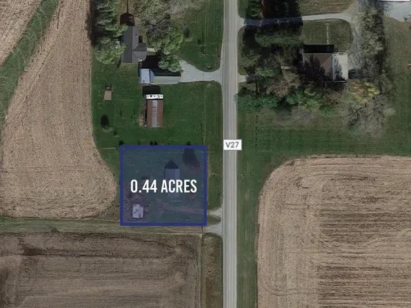 11214 Kimball Ave, Waterloo, IA 50701