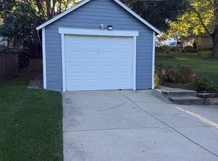 1910 S State St, Lockport, IL 60441