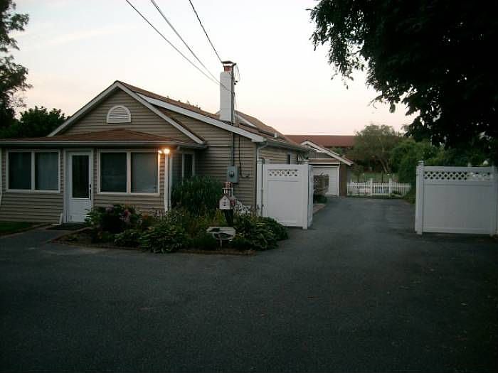 177 Baylawn Ave, Copiague, NY 11726 Zillow