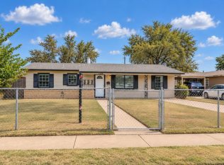 2722 E 9th St, Lubbock, TX 79403