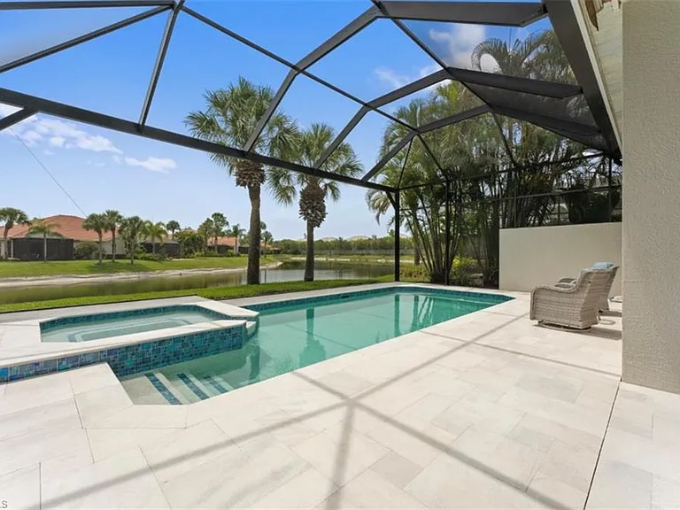 8541 Pepper Tree Way — Photo 15