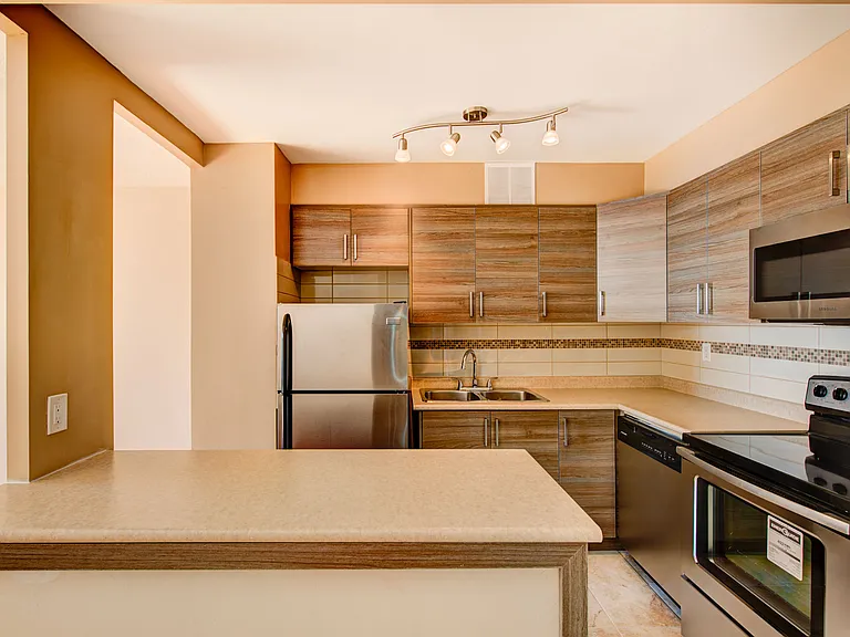 2600 Don Mills Rd — Photo 13